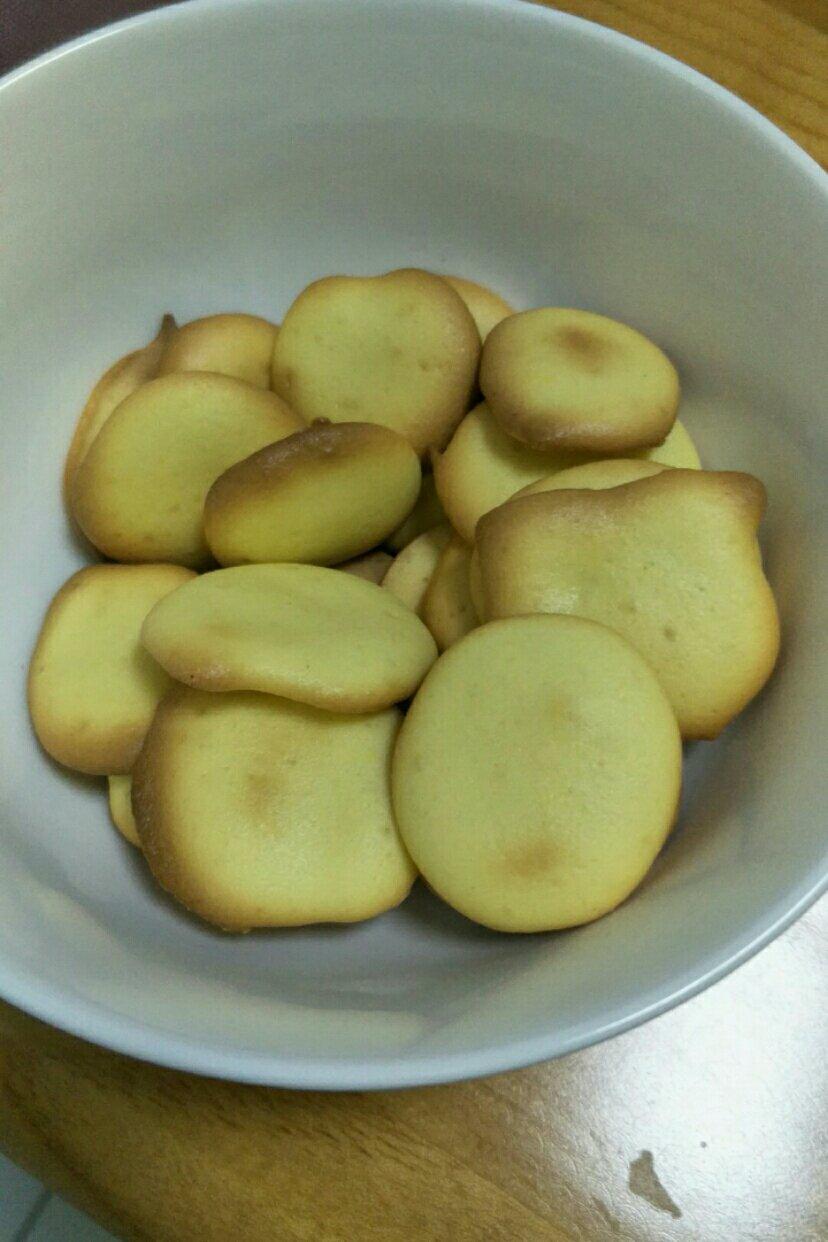 鸡蛋小饼干