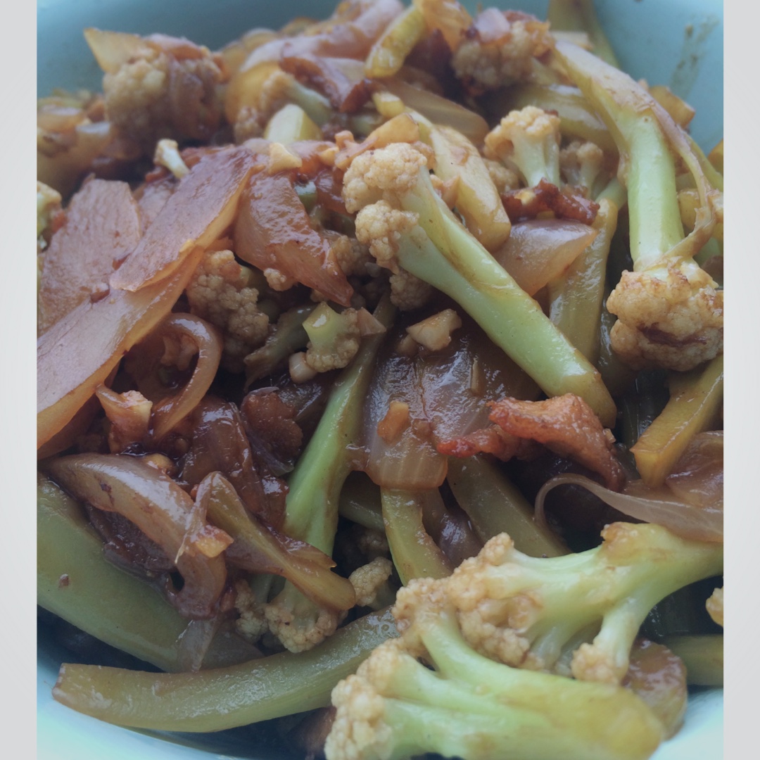 老丁的私房菜-干锅花菜