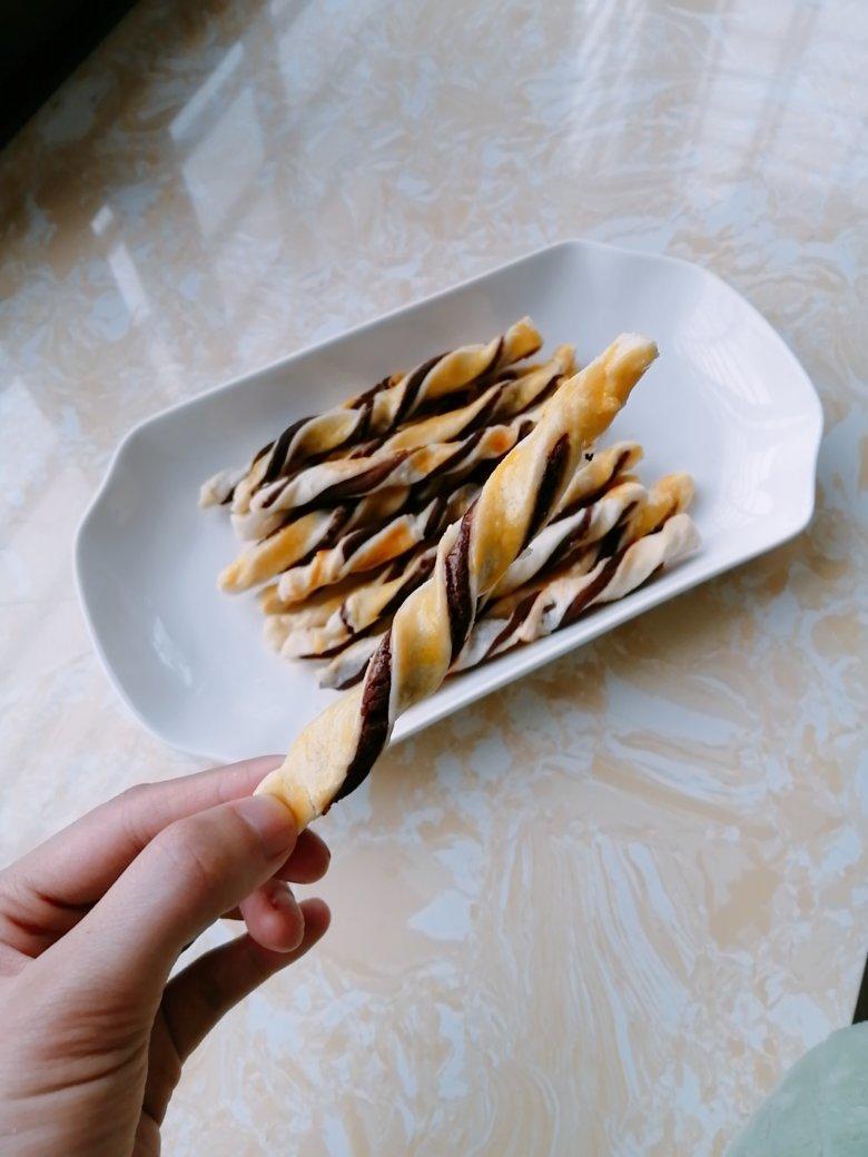 豆沙扭扭酥