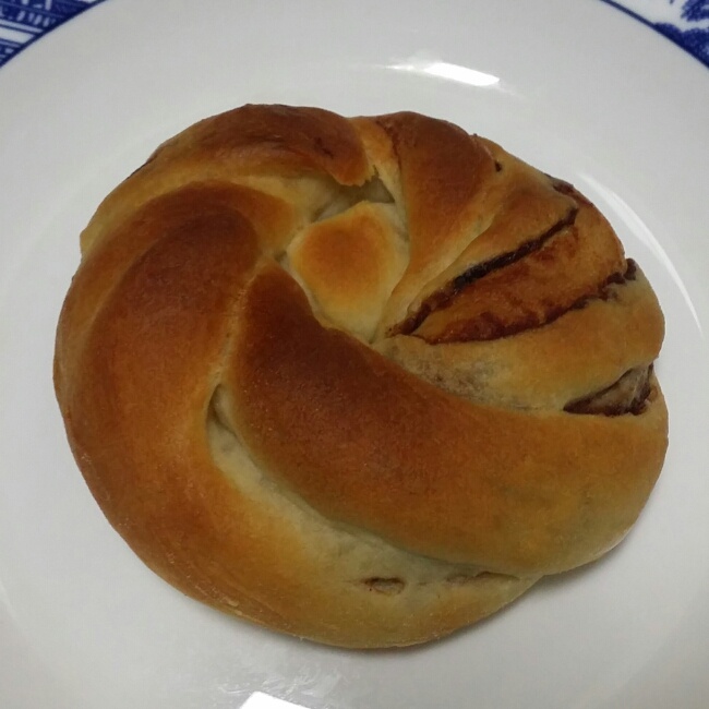 豆沙卷面包