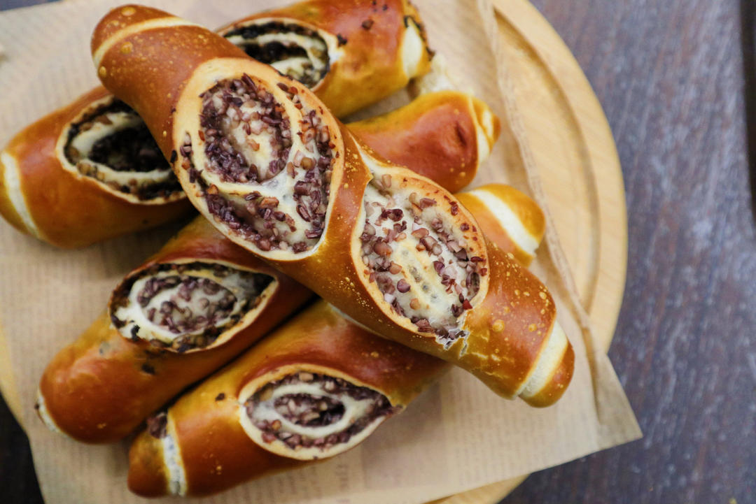 柔软低脂红豆碱水棒，自制红豆馅太好吃了！