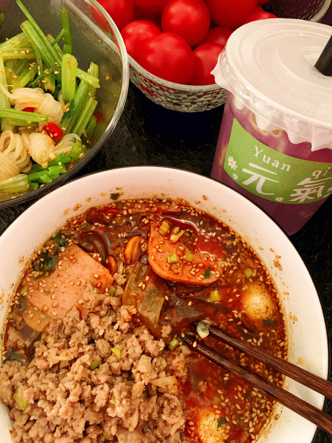 夺命肉末酸辣粉