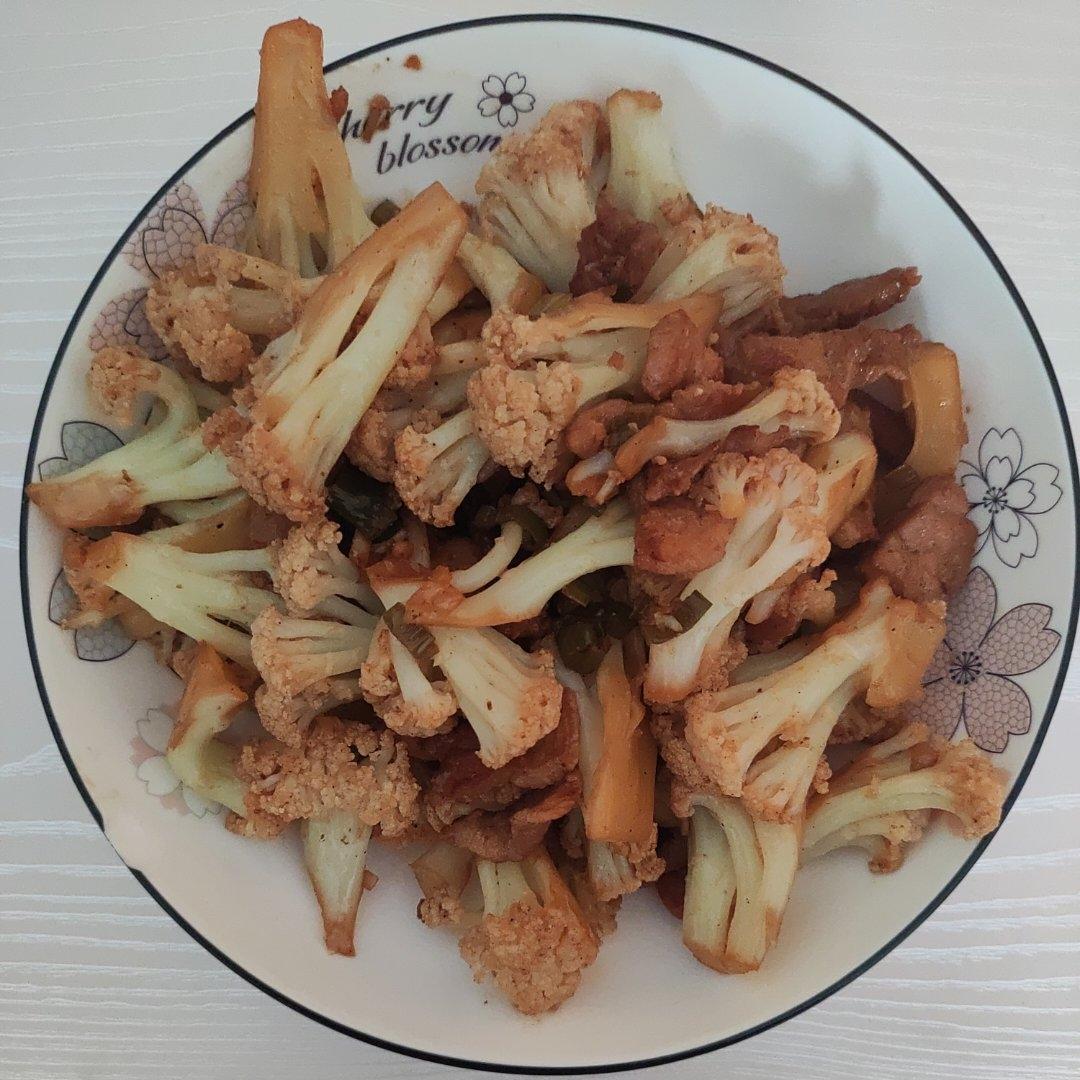 干煸菜花（花菜炒肉）