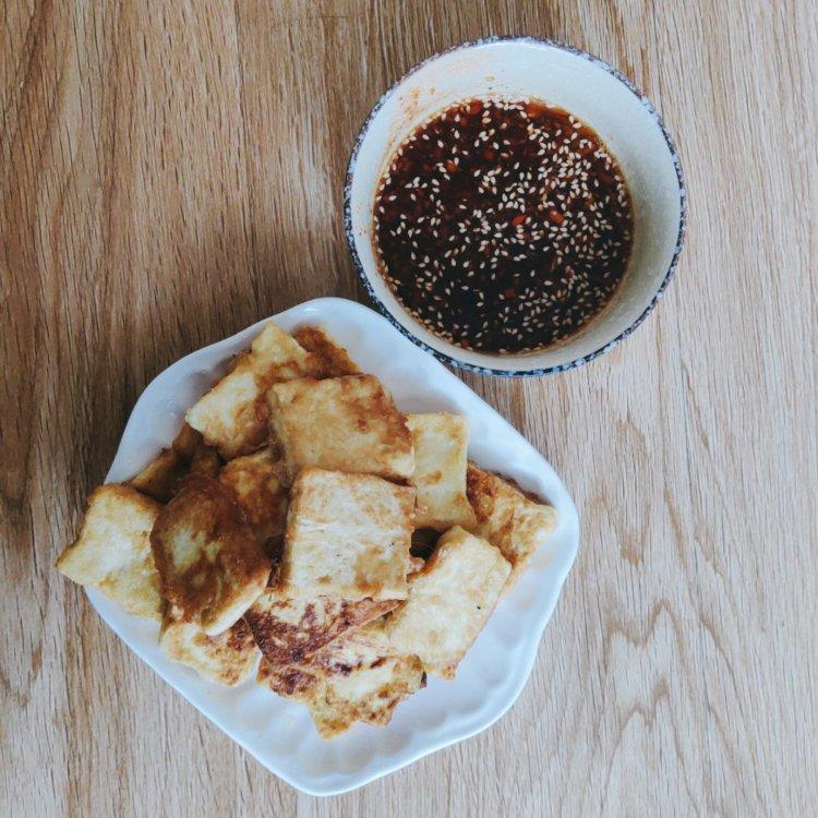 完胜路边摊：香煎孜然豆腐
