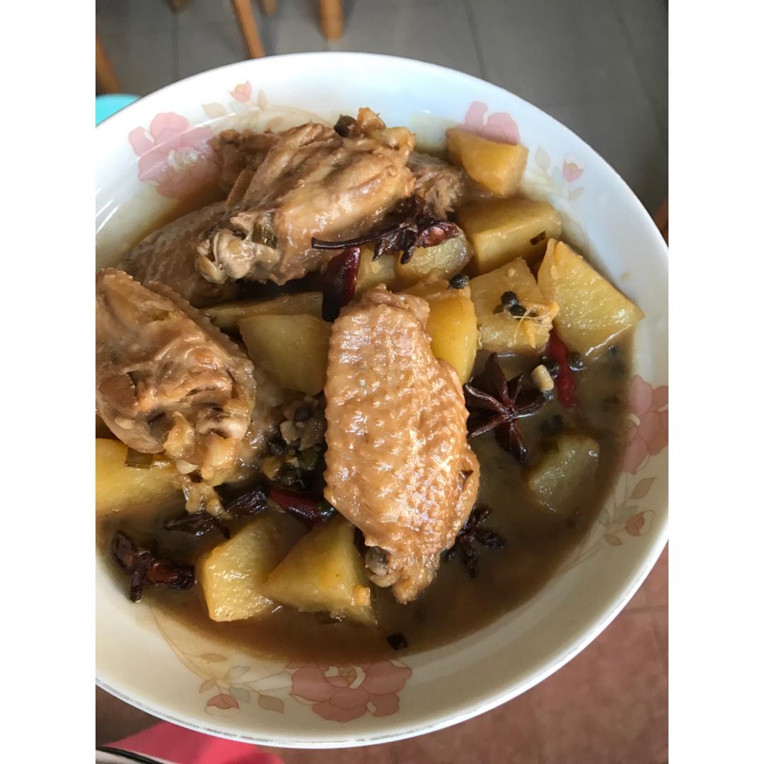 土豆炖鸡翅（快手零失败）