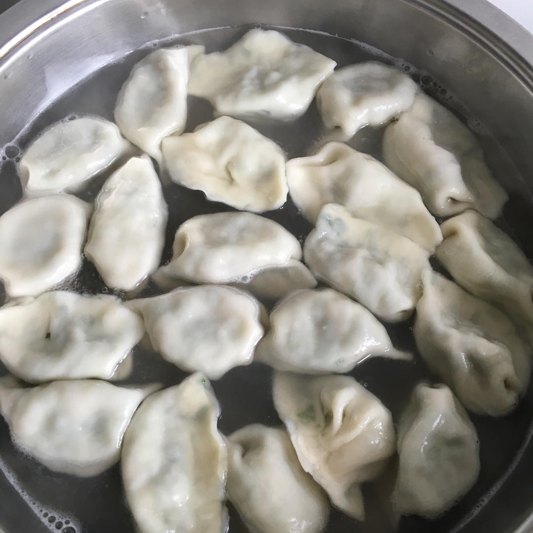 猪肉韭菜饺子