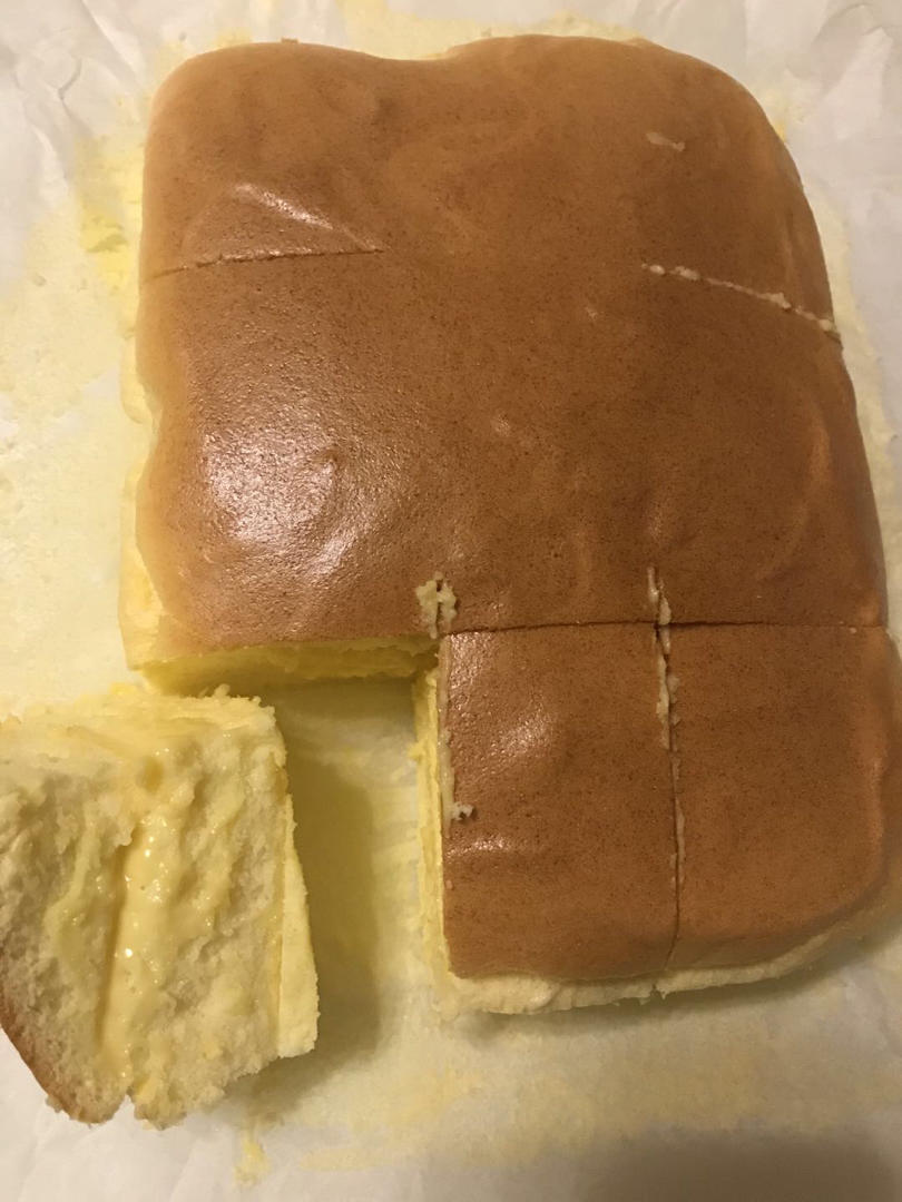 堪比柯基屁股
爆浆芝士🧀古早蛋糕