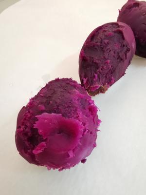 简单又好看的紫薯玫瑰馒头的做法 步骤2