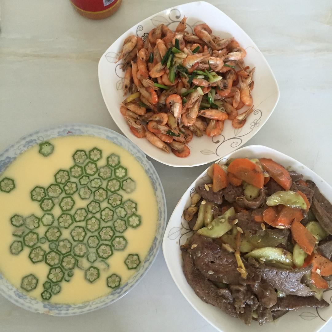 颜值控-做一朵开在碗里的花秋葵蒸水蛋