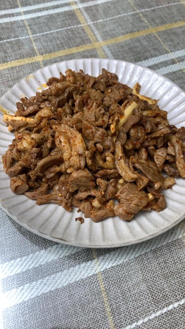 超越羊肉串的孜然爆炒羊肉