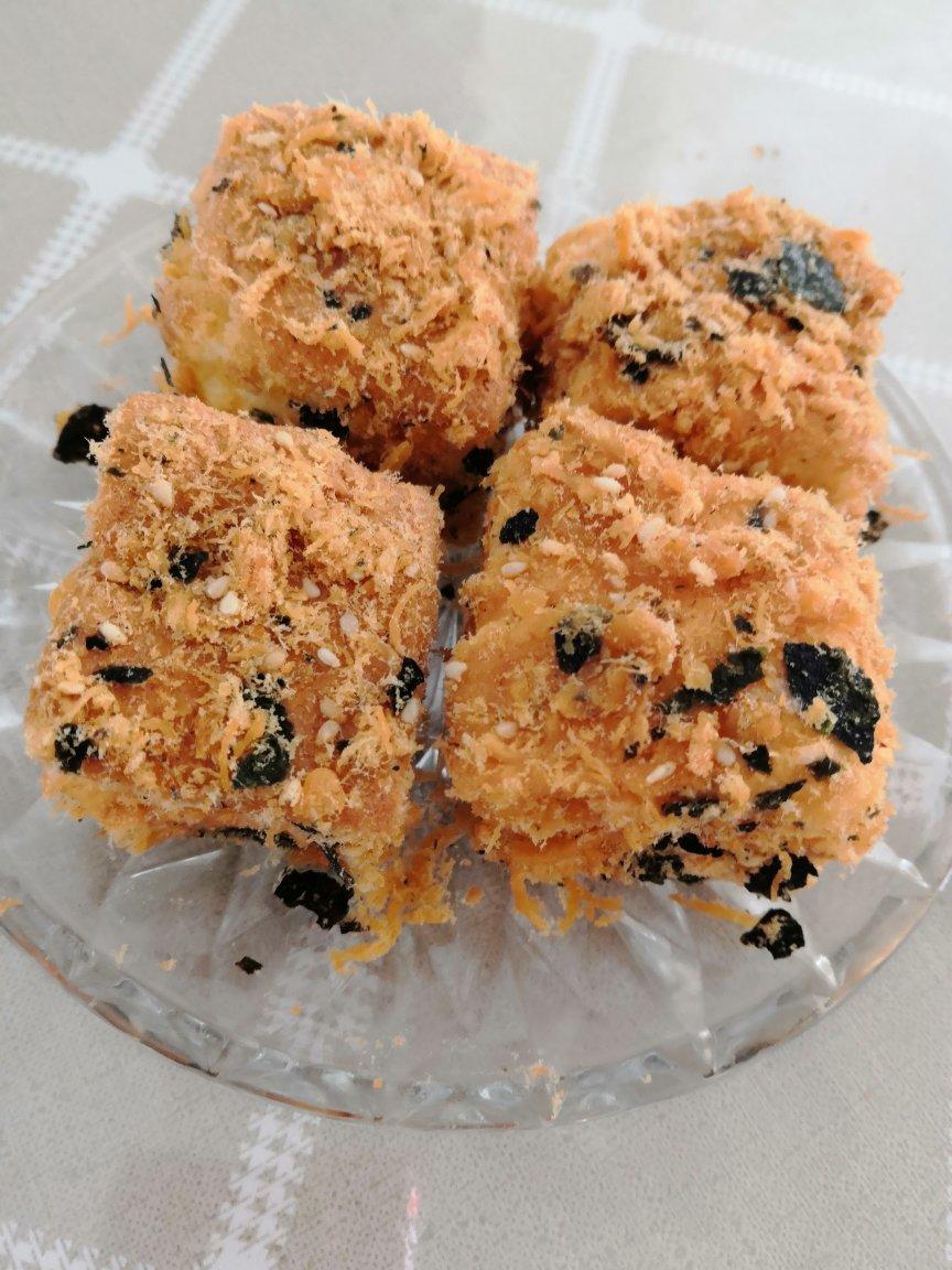 吃一口就停不下来肉松小贝（用古早味蛋糕做的会比一般卖的更细腻柔软好吃哦！）