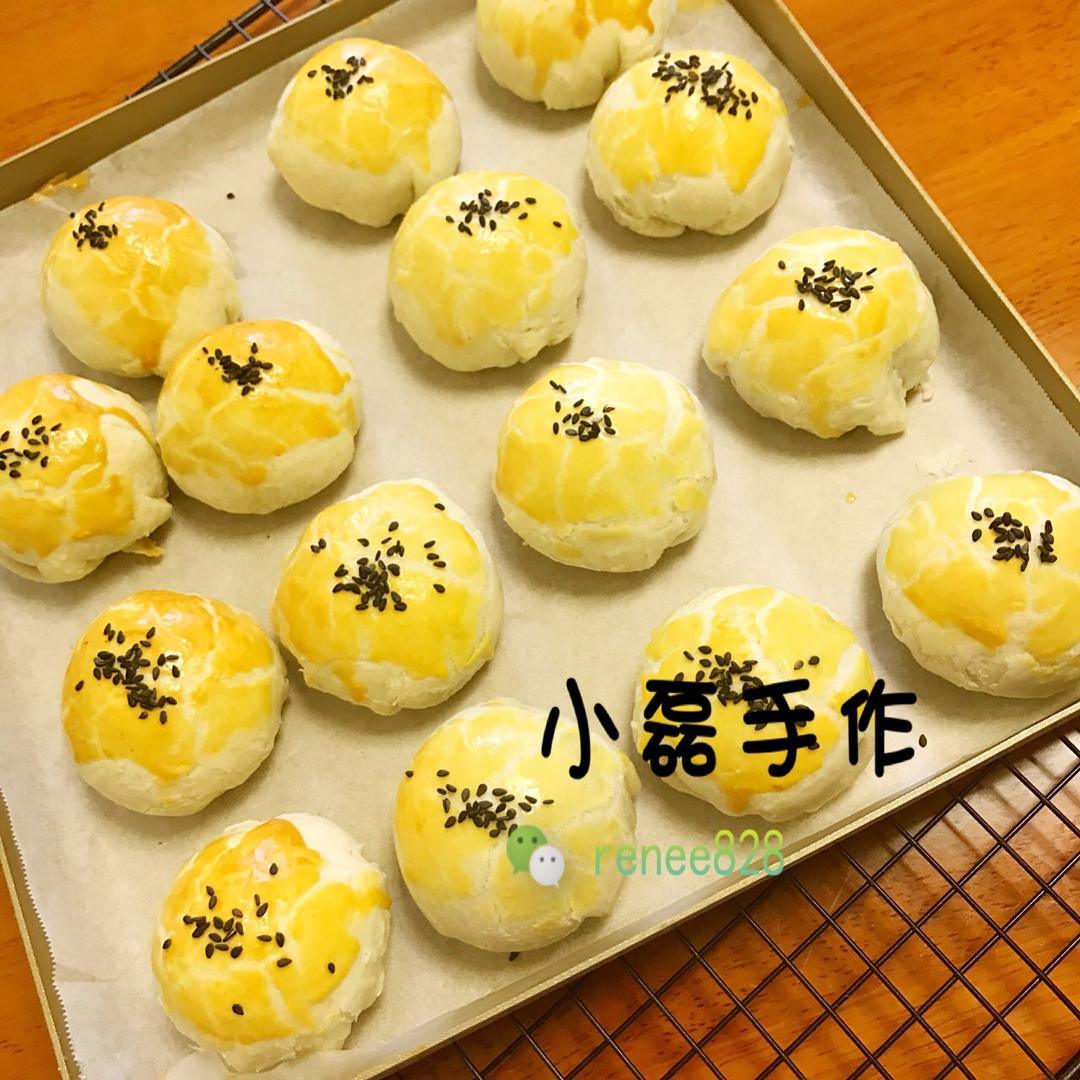 蛋黄酥
