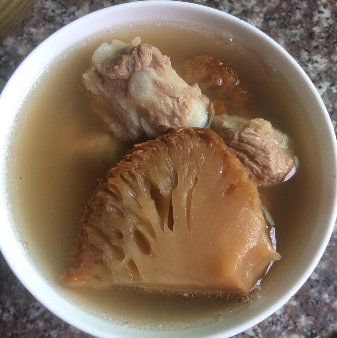 猴头菇排骨养胃汤