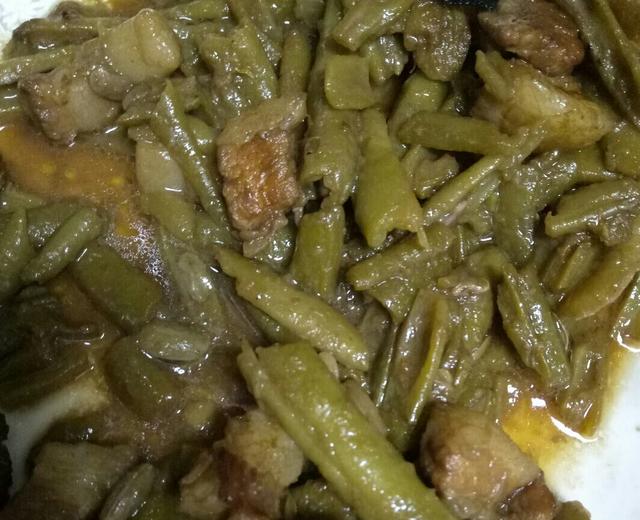 五花肉炖豆角的做法