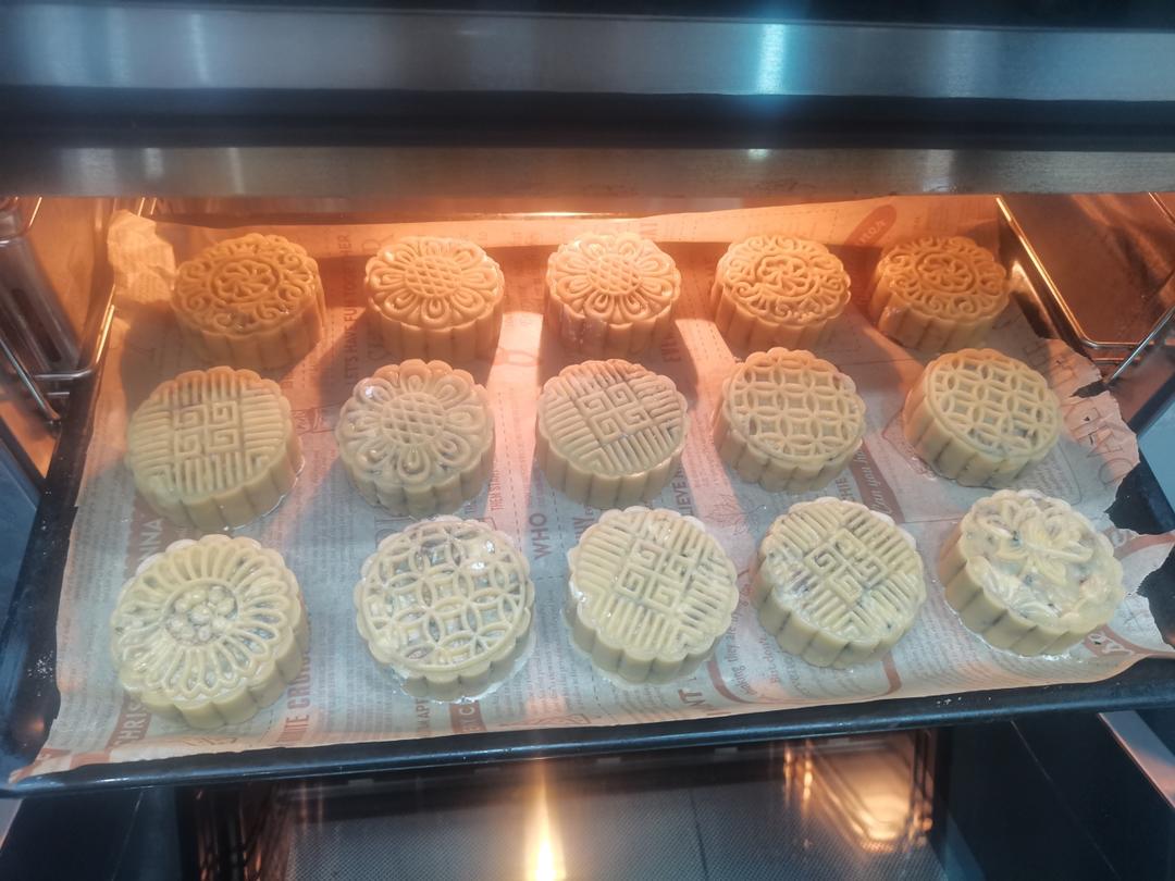 广式传统五仁月饼