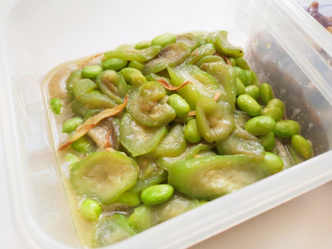 炒毛豆丝瓜