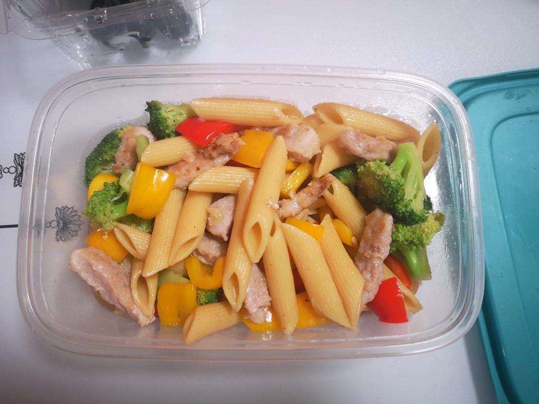 彩椒牛肉意面
