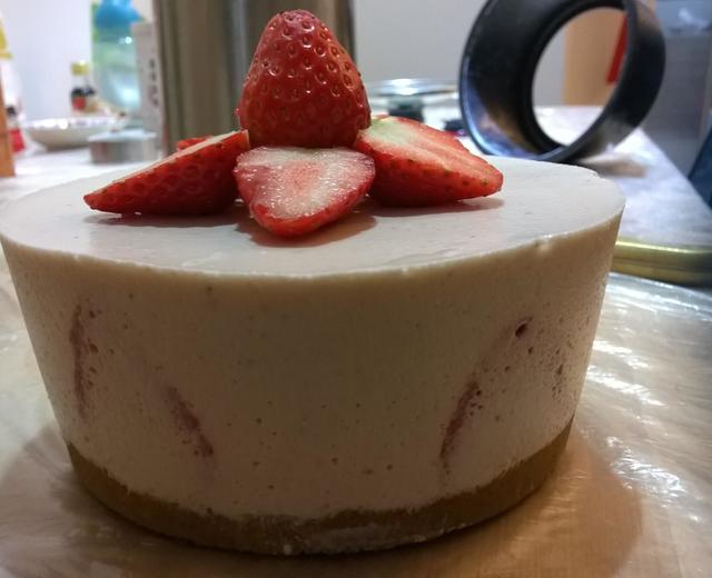 新手的草莓冻芝士蛋糕