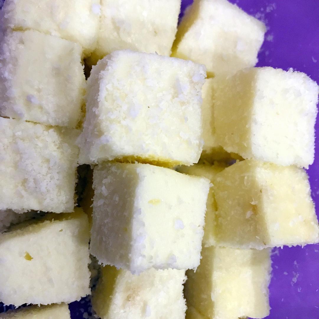 椰蓉牛奶小方