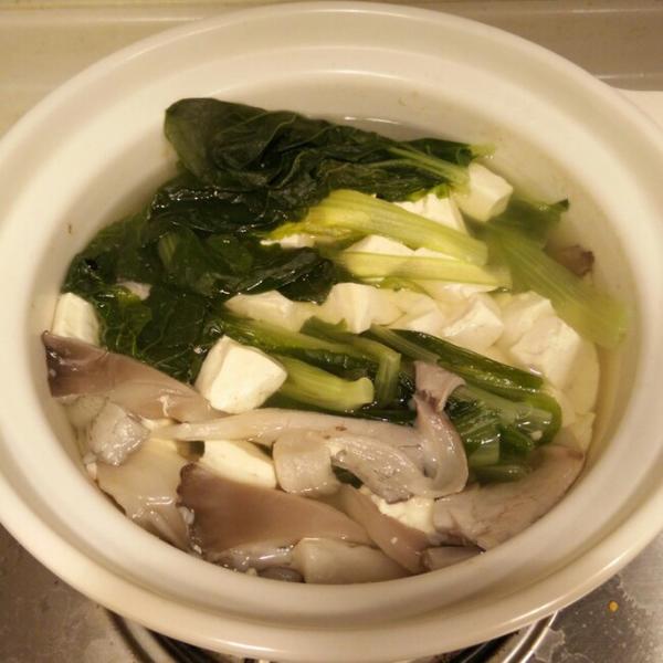 青菜蘑菇豆腐汤（排骨两吃）
