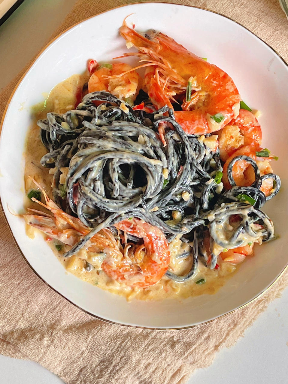 蒜香奶油鲜虾🦐意面