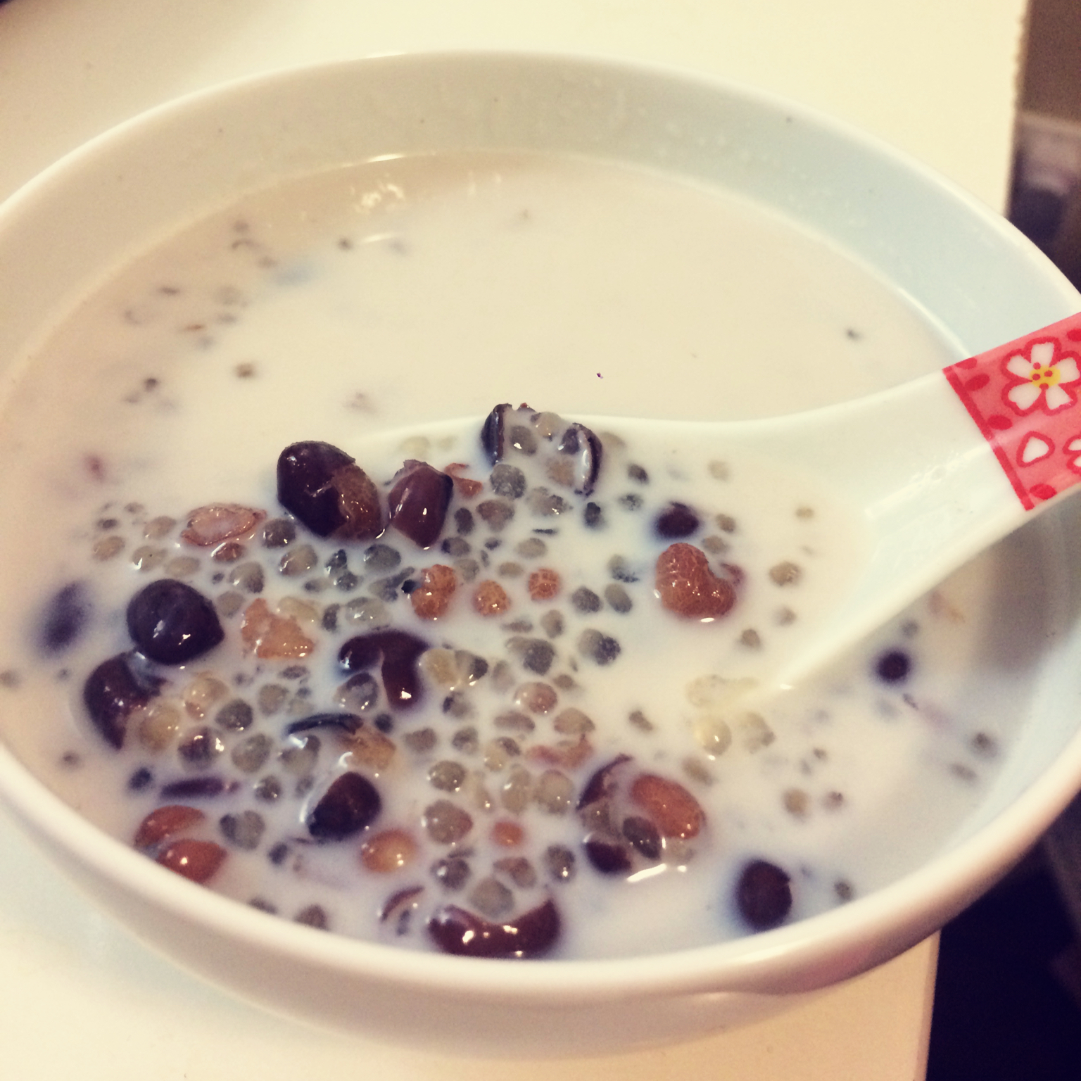 红豆牛奶西米露