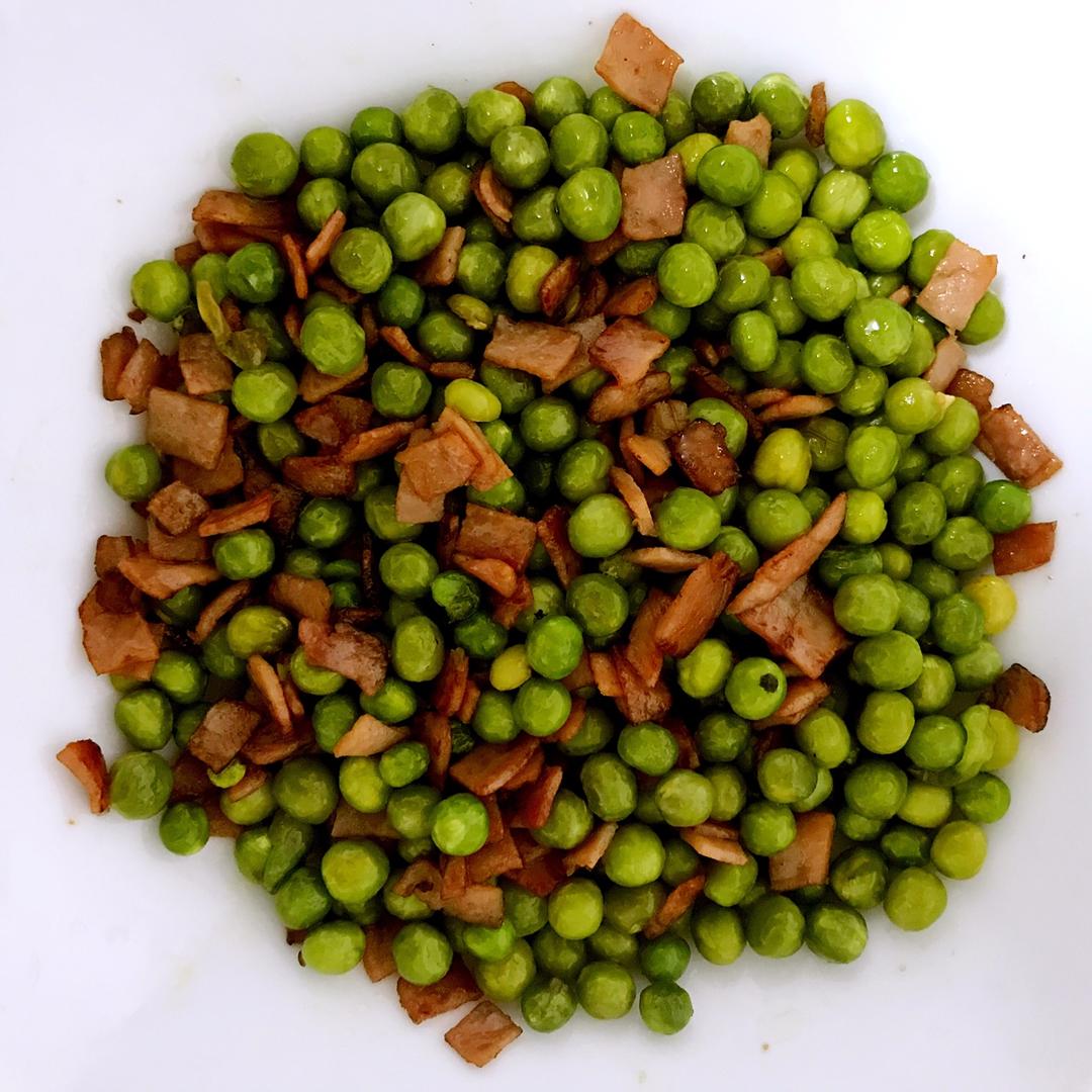 青豌豆炒肉丁