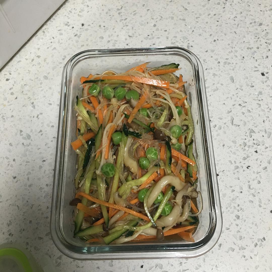 凉拌金针菇