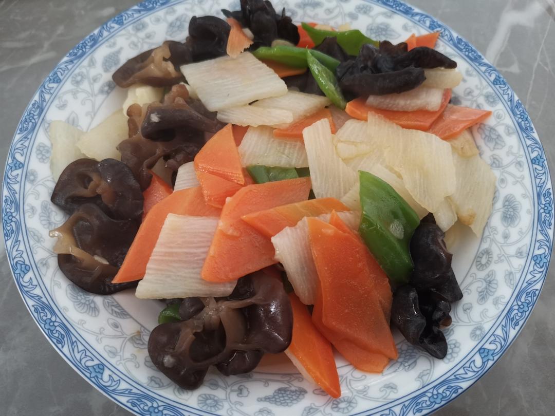 养生食谱之木耳炒山药
