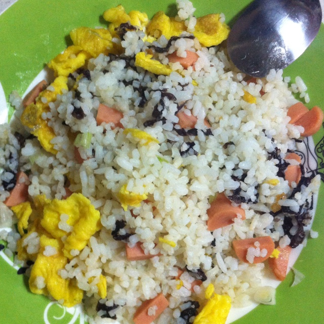 低卡瘦身紫菜蛋炒饭