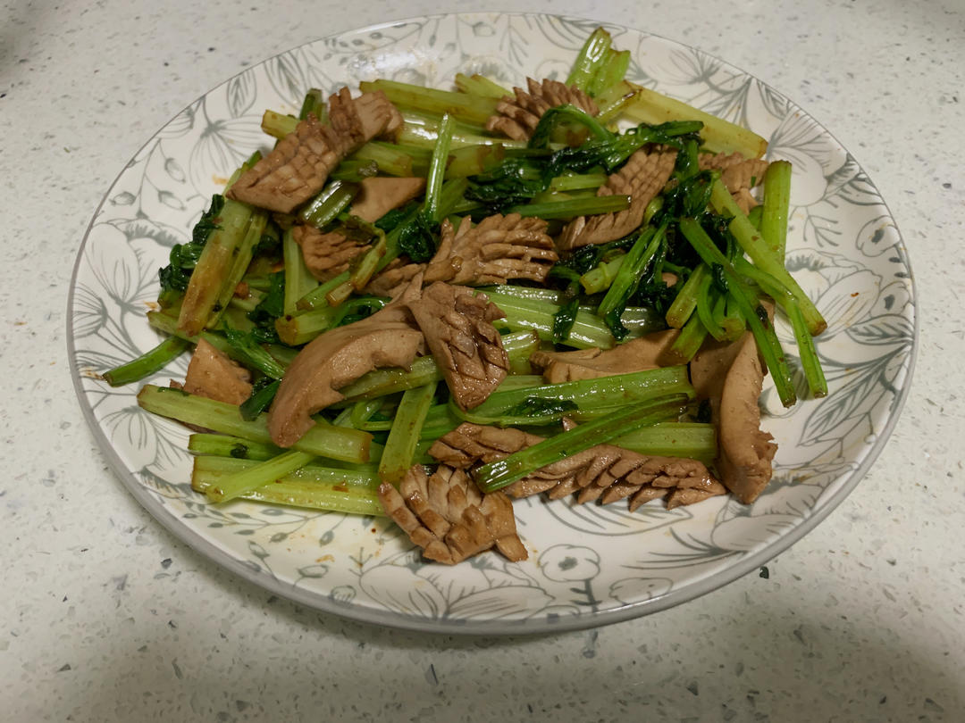 芹菜炒腰花