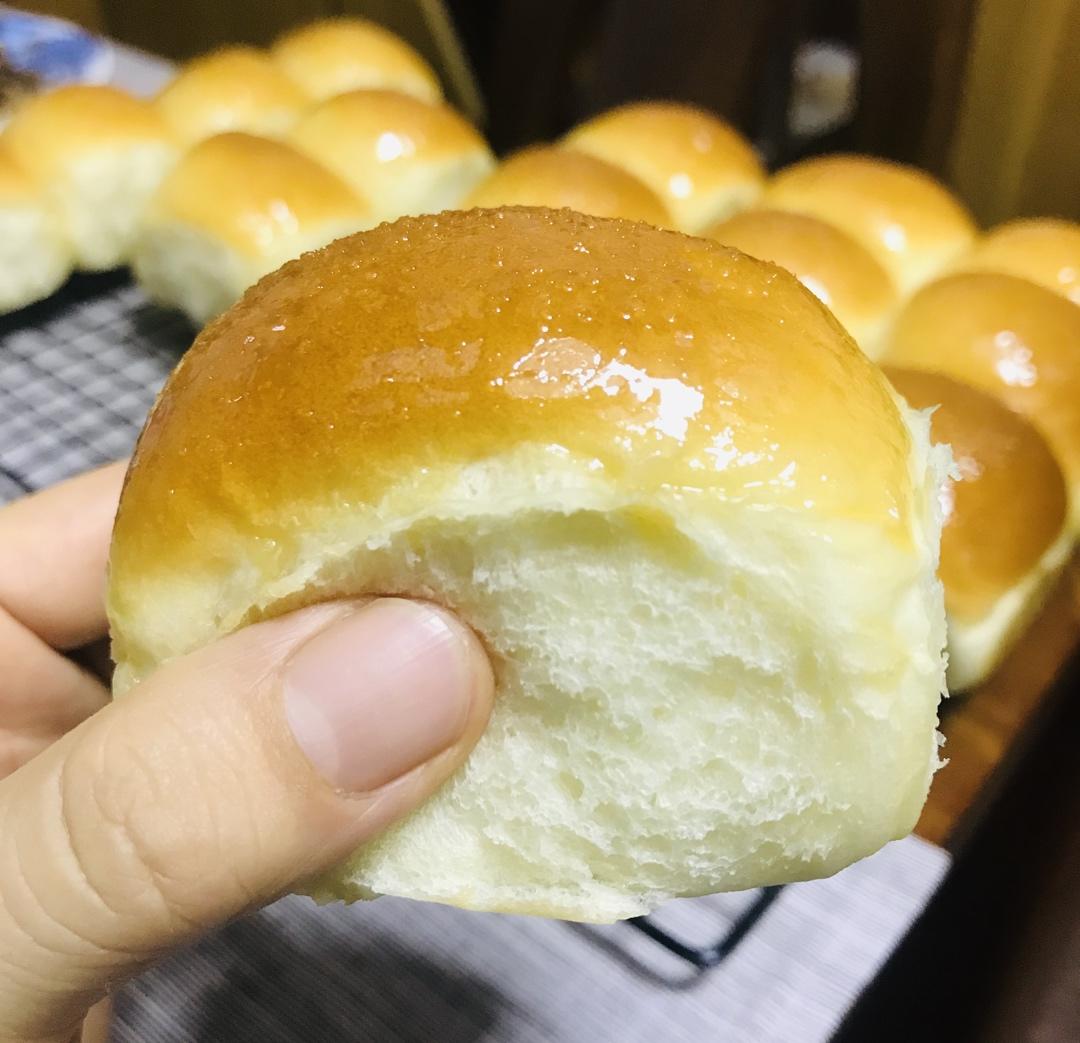 超好吃的香甜餐包