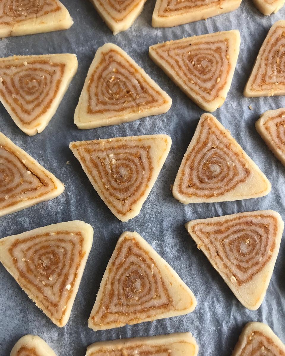 《Tinrry+》咸蛋黄肉松饼干