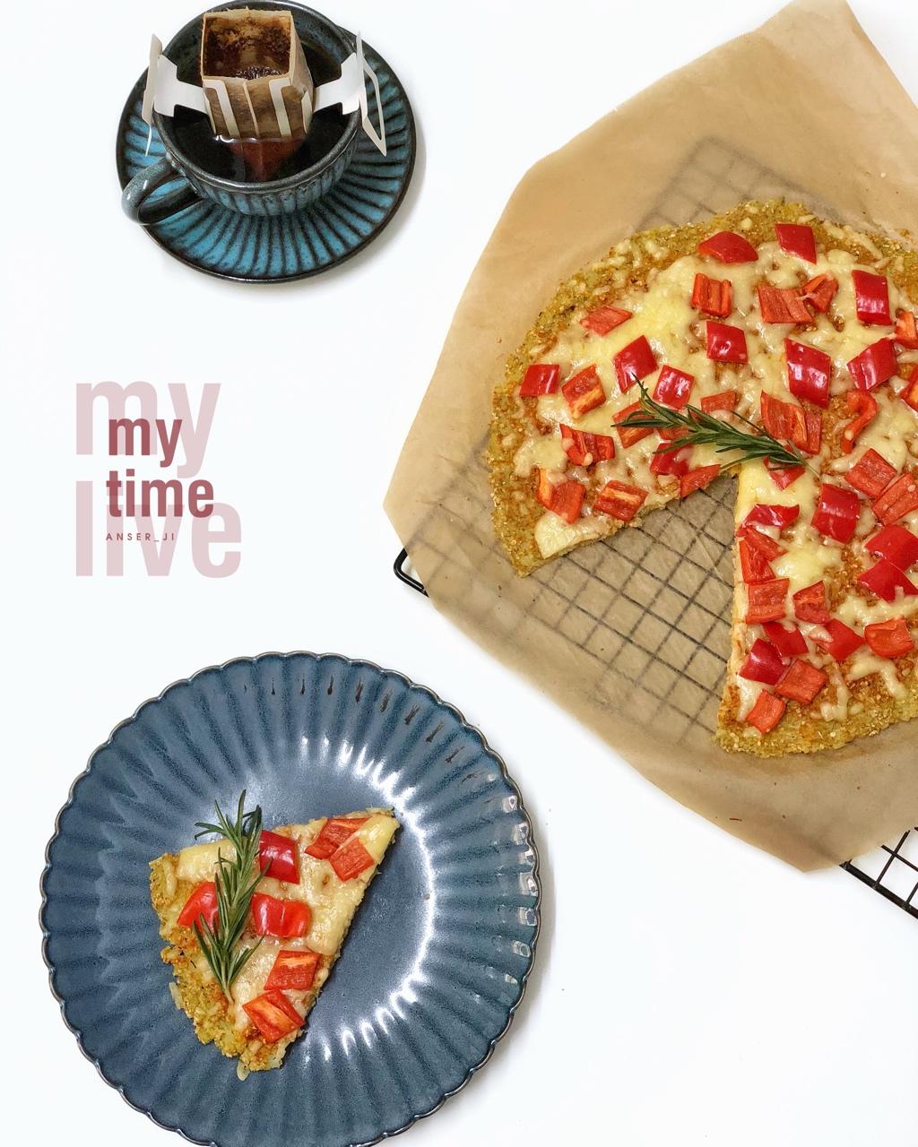 健康低热量的菜花底披萨