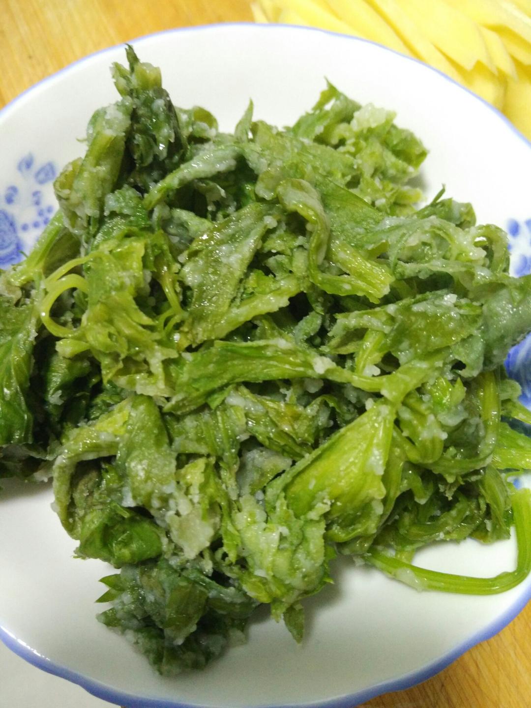 蒸芹菜叶（蒸野菜）