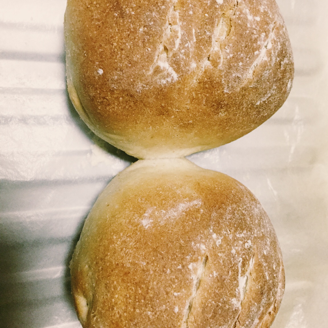 葡萄干全麦面包
