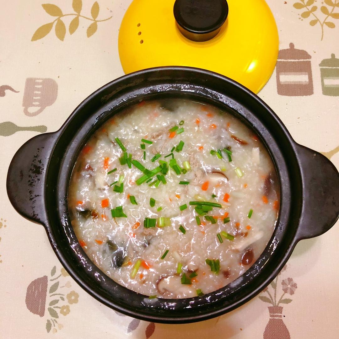 aqd做的皮蛋瘦肉粥