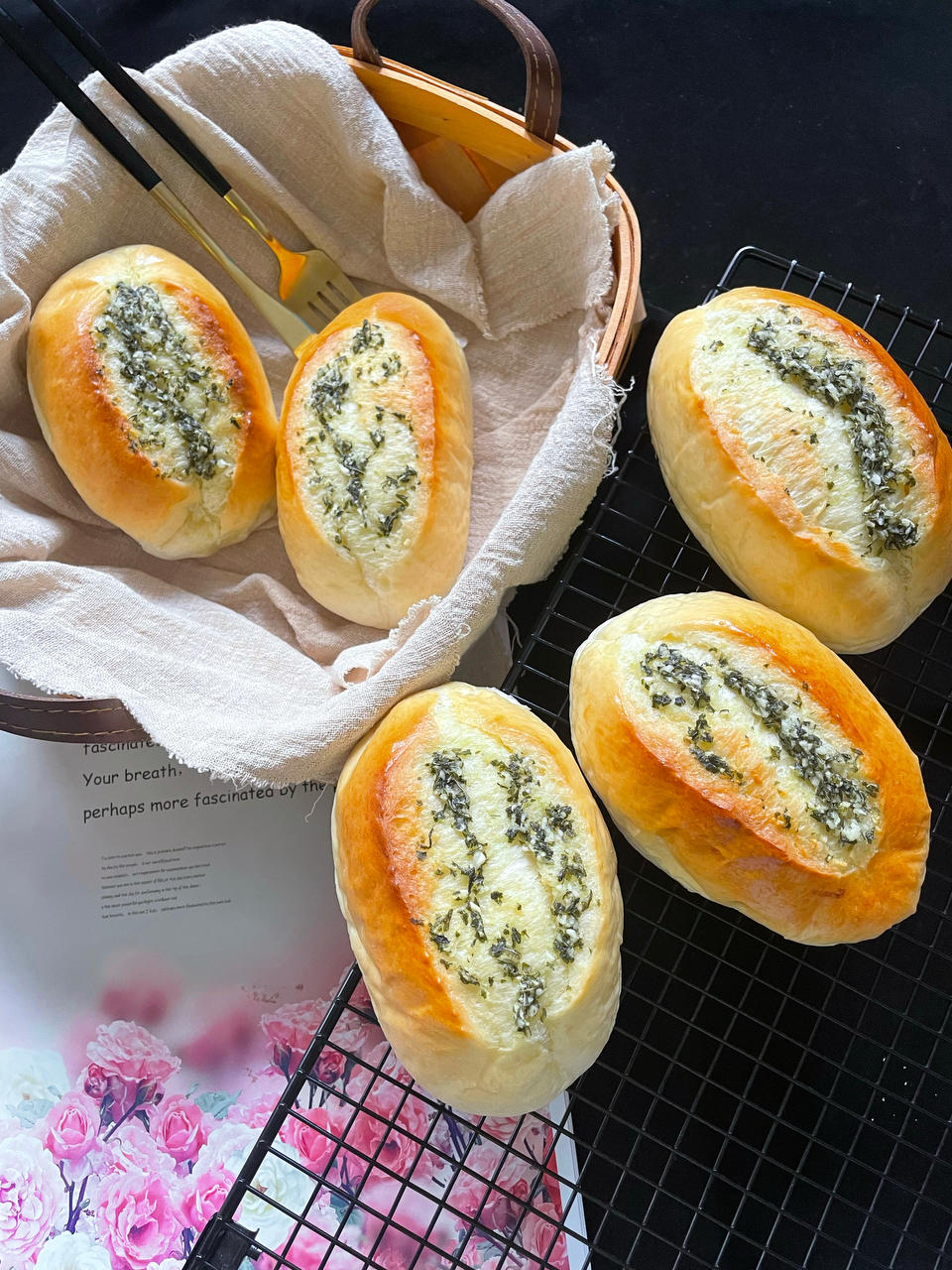 开花蒜香小香包！口口拉丝，不止浓郁~