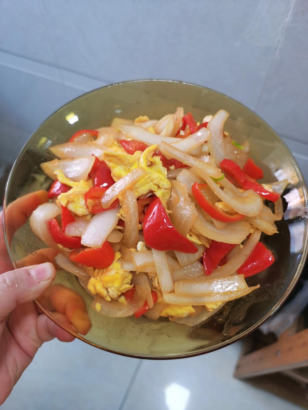 洋葱炒鸡蛋