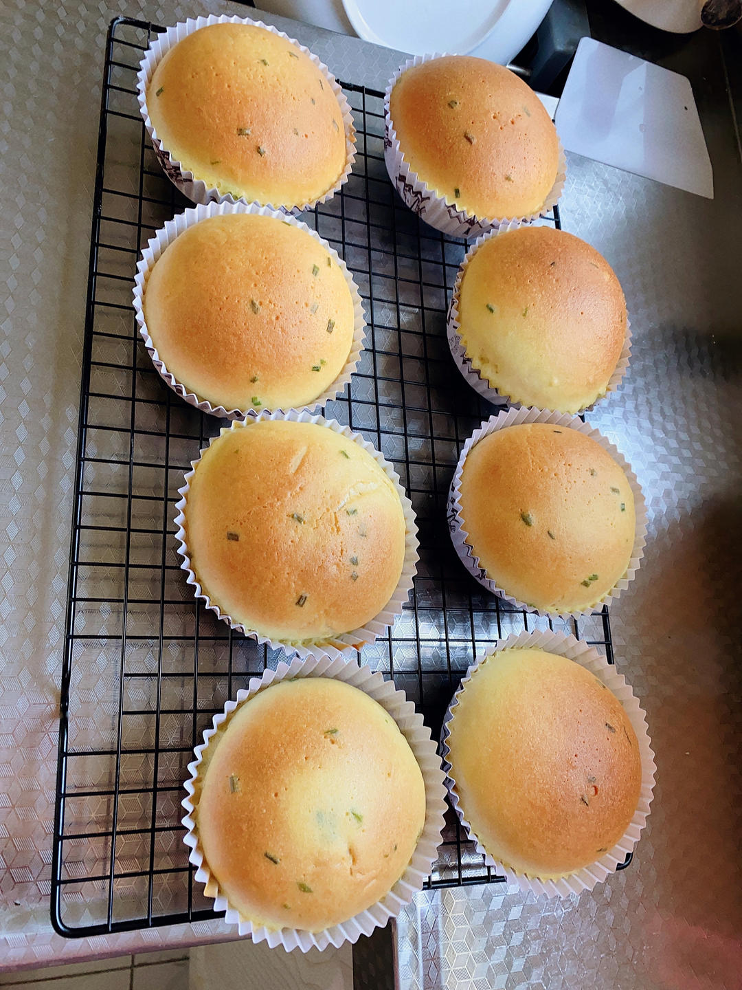 香葱肉松墨西哥包