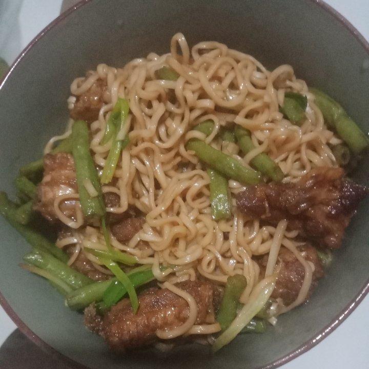排骨豆角焖面