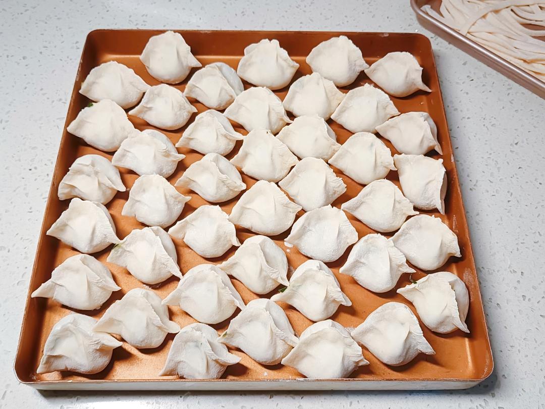 韭菜虾仁肉馅饺子