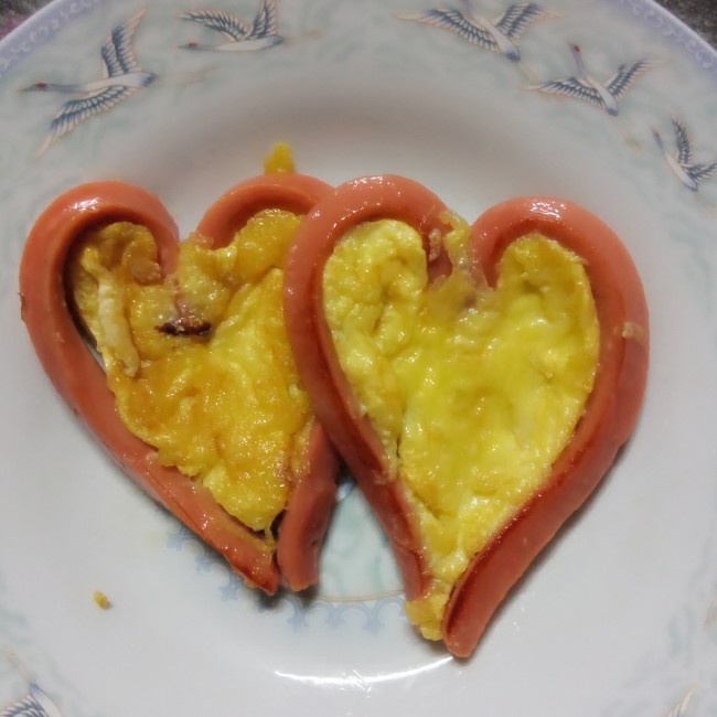 爱心香肠煎蛋