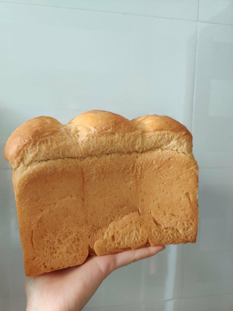 焦糖奶油吐司