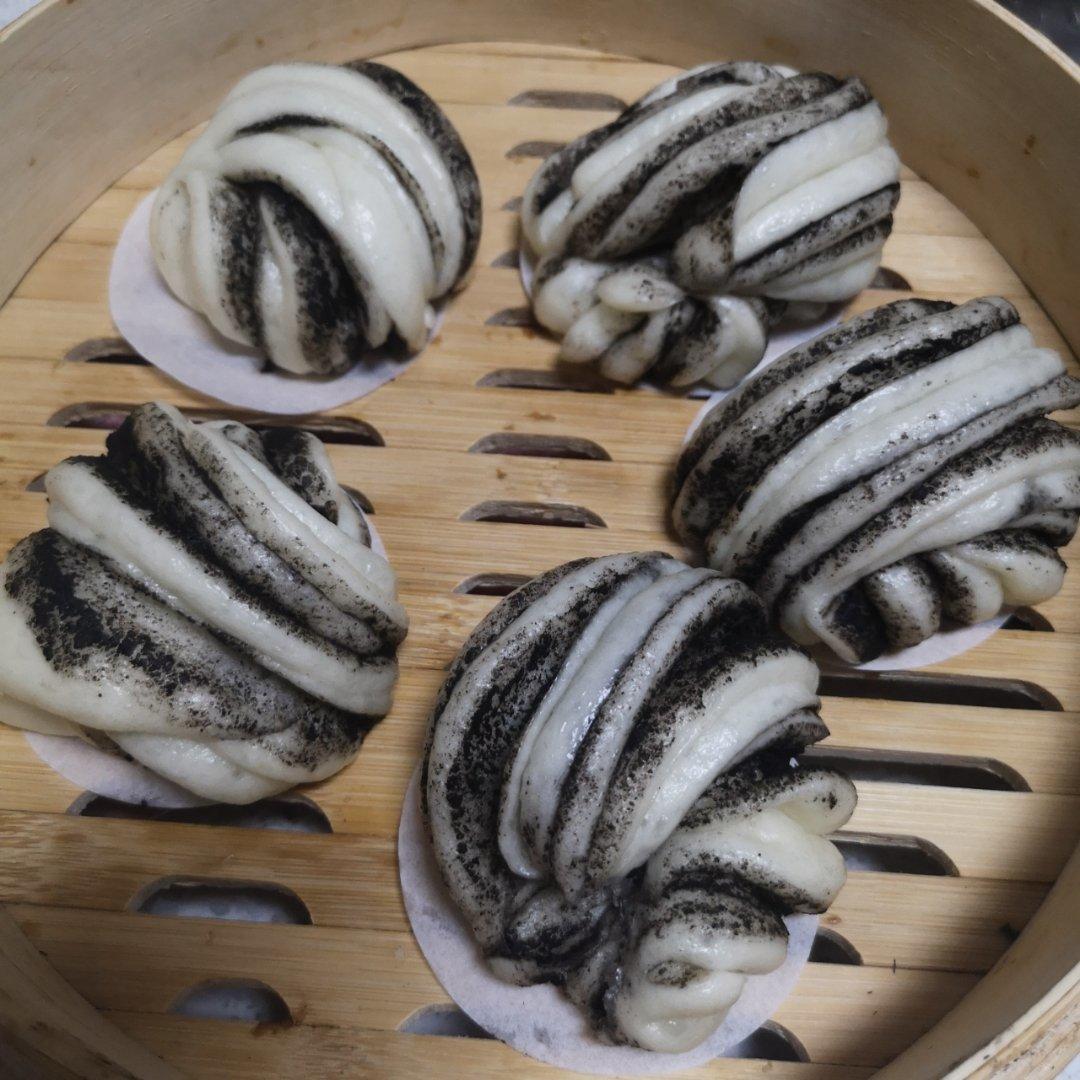 超可爱的【黑芝麻花卷】