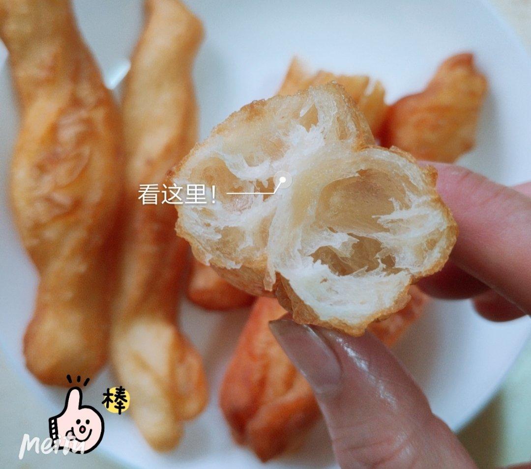 （视频菜谱）自制蓬松 炸油条