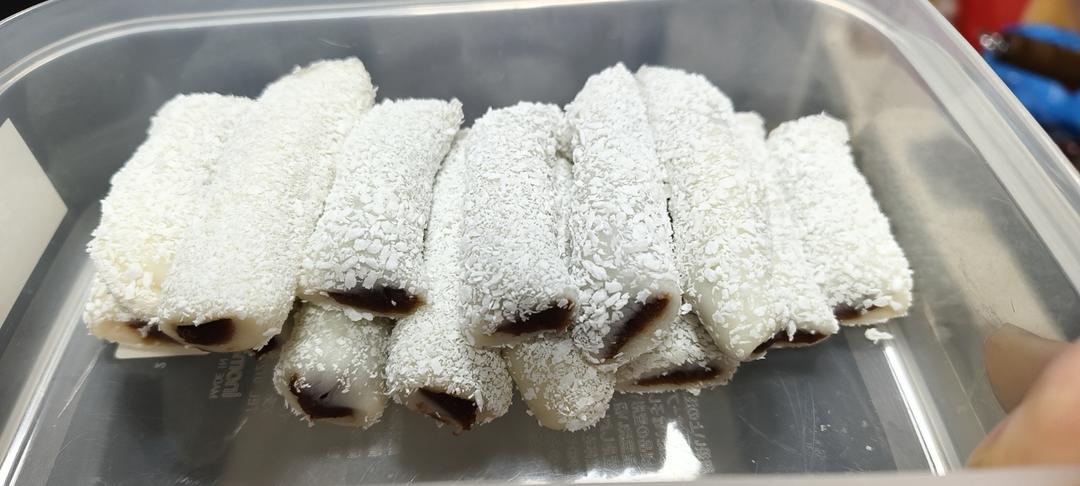 豆沙糯米卷，糯叽叽凉热都好吃，隔夜不变硬，新年小点心