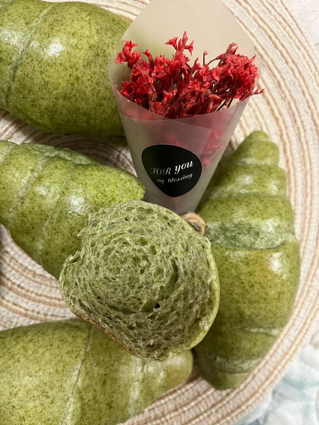 懒人福音！只需一次发酵的海苔盐面包！