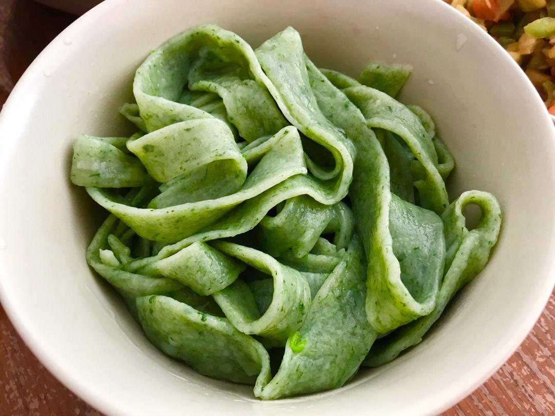 包饺子 - 韭菜鸡蛋馅儿饺子