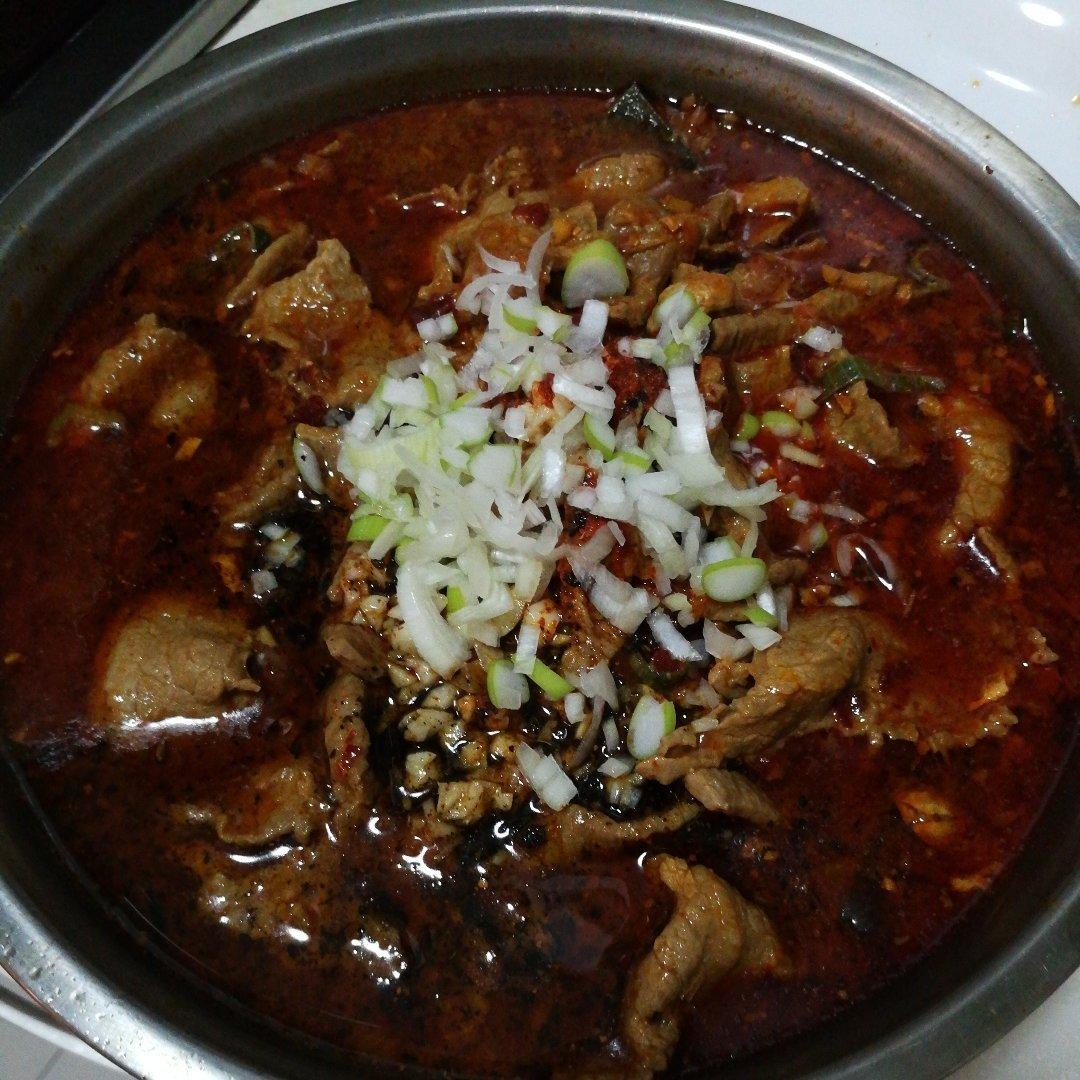 水煮牛肉
